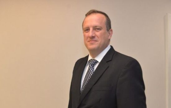 Segeti é empresário contábil, consultor especialista em estratégias empresariais, sucessão e finanças; Vice - Presidente Financeiro do Sindicato das Empresas Serviços Contábeis de São Paulo (SESCON - SP); professor universitário, coaching empresarial e diretor técnico da Central Brasileira do Setor de Serviços (CEBRASSE).